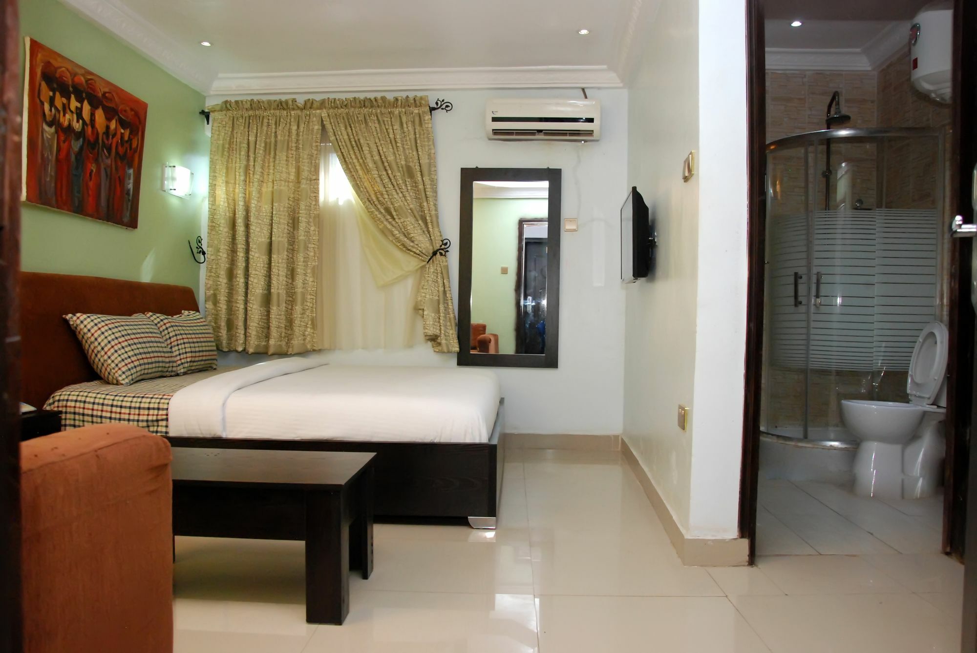 Ben Auto Hotel Lagos Kültér fotó